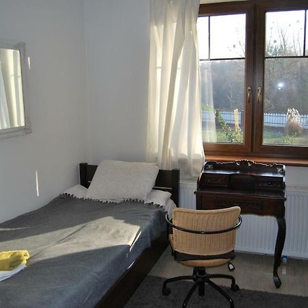 Pokoje Nad Mlynem Stryków Buitenkant foto